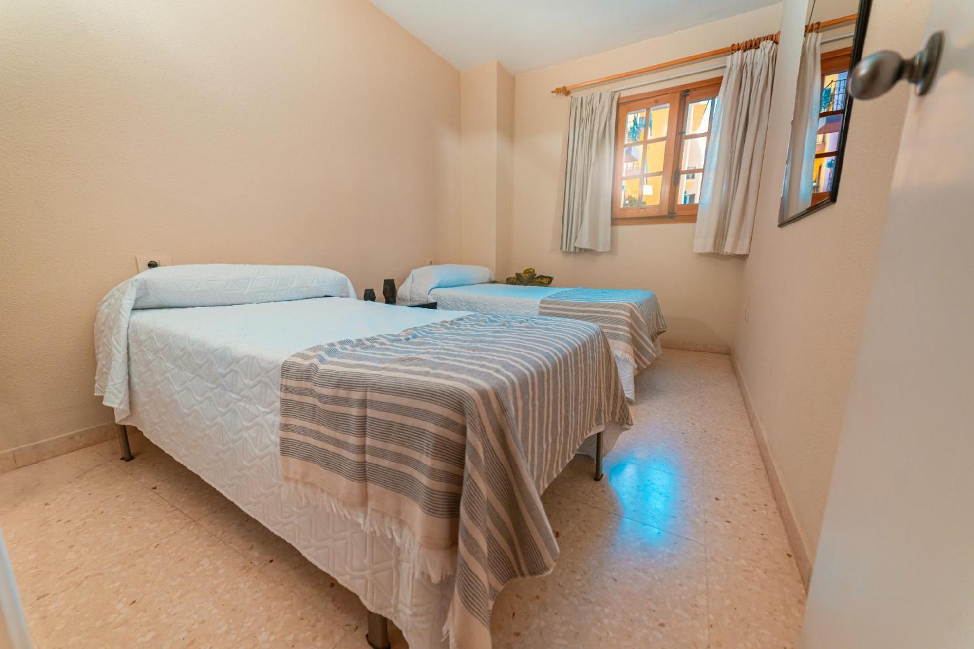 פורט ספלאיה Apartamento Familiar Port-Saplaya מראה חיצוני תמונה